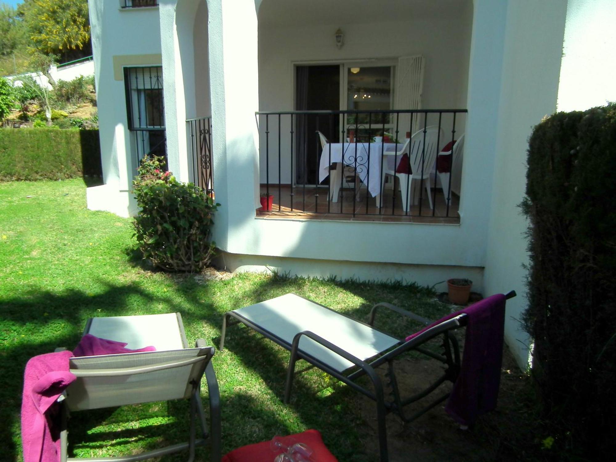 Apartamento Nerja Playa Burriana Екстериор снимка