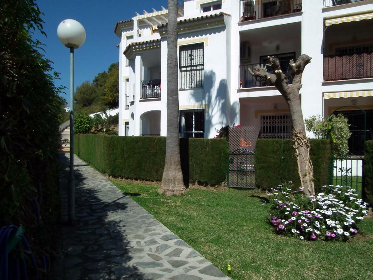 Apartamento Nerja Playa Burriana Екстериор снимка