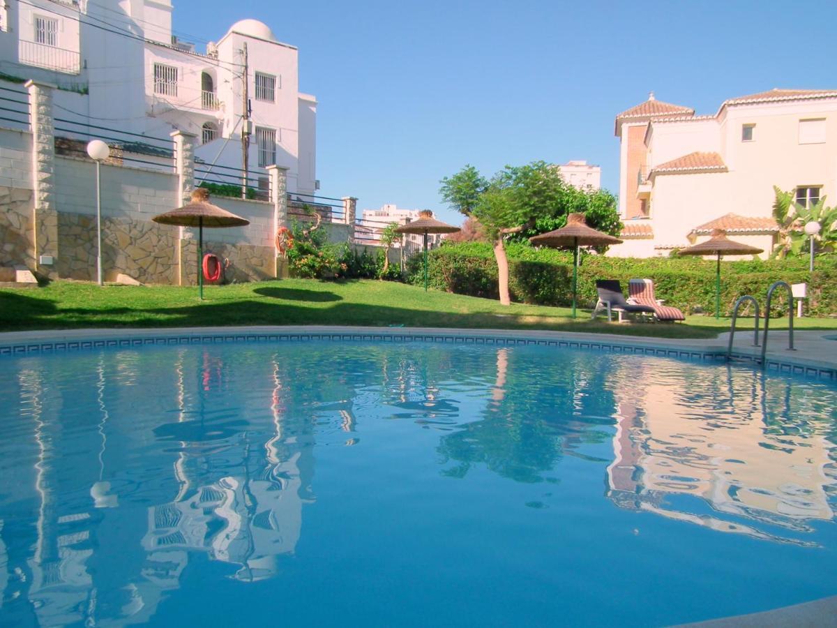 Apartamento Nerja Playa Burriana Екстериор снимка