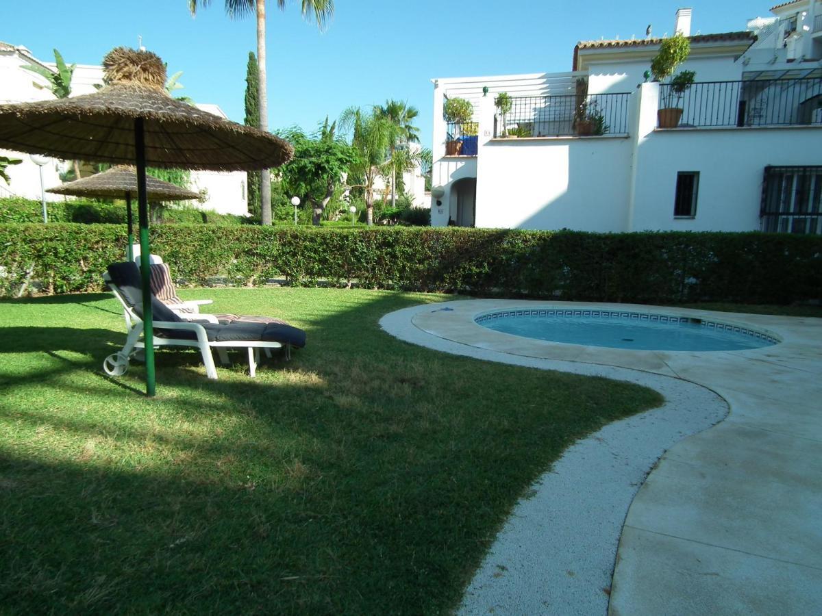 Apartamento Nerja Playa Burriana Екстериор снимка