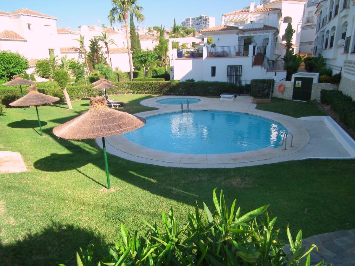 Apartamento Nerja Playa Burriana Екстериор снимка